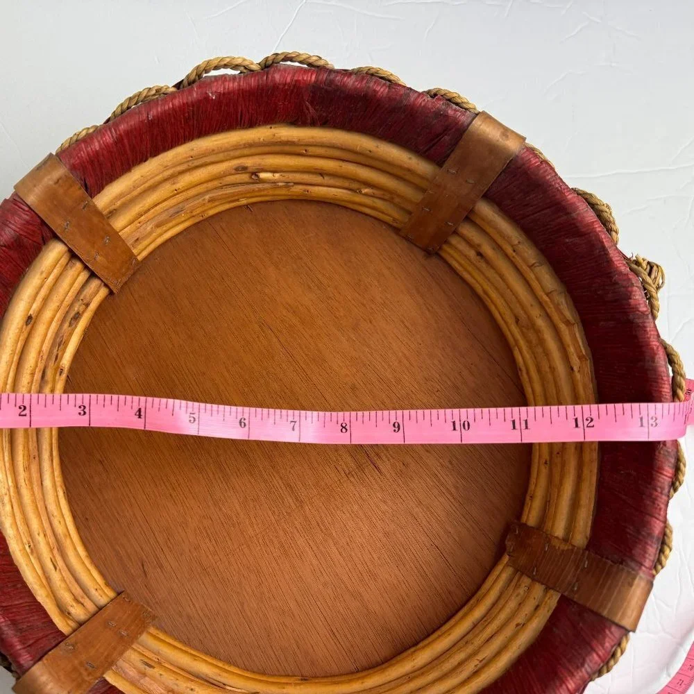 Vintage excellent 13 wicker